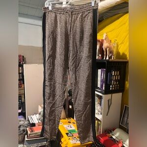 100% SILK Vince Brand pants. XXS